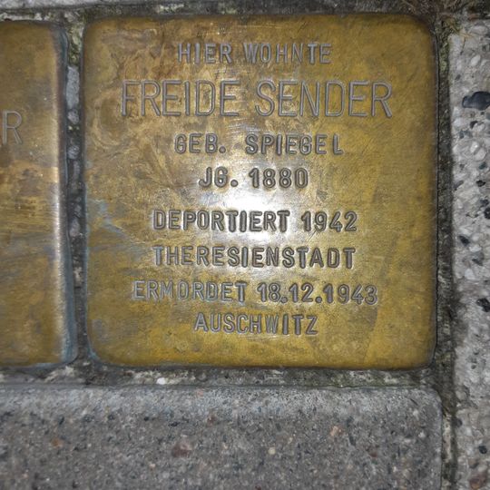 Stolperstein à la mémoire de Freide Sender