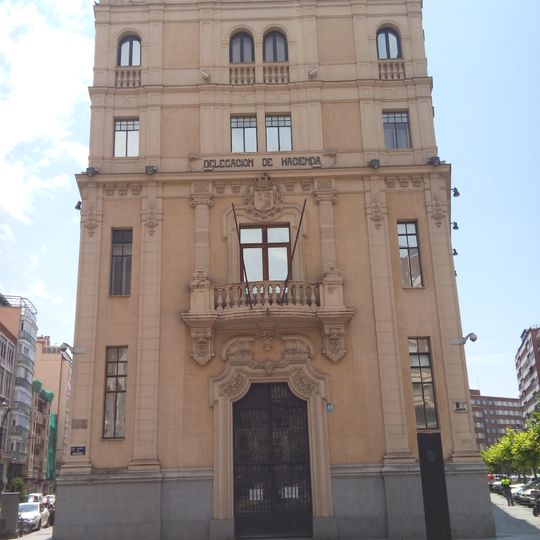 Edificio de Hacienda, Valladolid