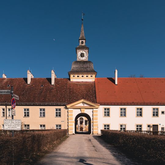 Uhrturm Wilhelmshof 5; Wilhelmshof 6; Wilhelmshof 7; Wilhelmshof 8 in Oberschleißheim