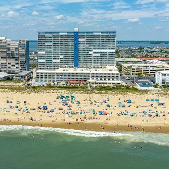 Carousel Oceanfront Hotel