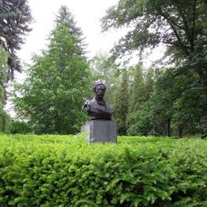 Busta Hanuše z Kolovrat v Březnici v parku