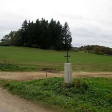 Kříž severně od Řesanic u kapličky