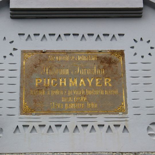 Pamětní deska Antonína Jaroslava Puchmajera