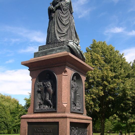 Statue of Queen Victoria