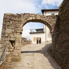 Perpoli Arch
