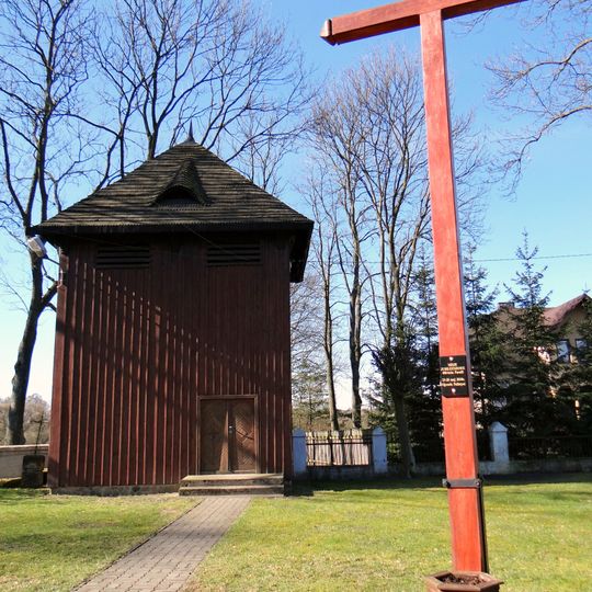 Dzwonnica w Malużyniu