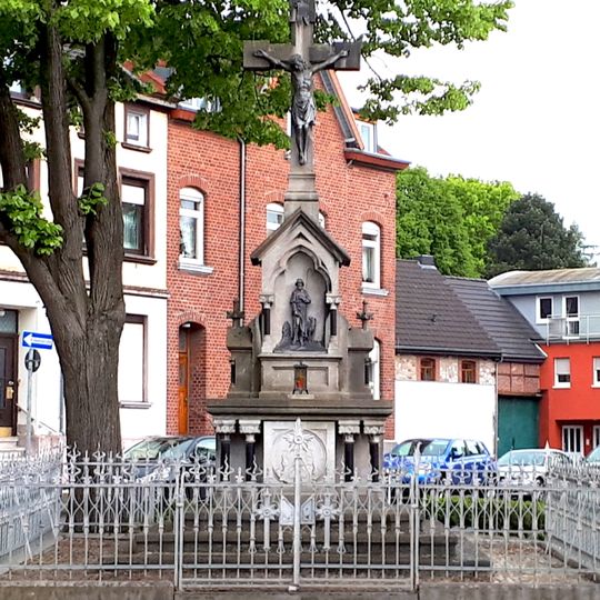 Steinkreuz Von-Coels-Straße/Ecke Lindenstraße