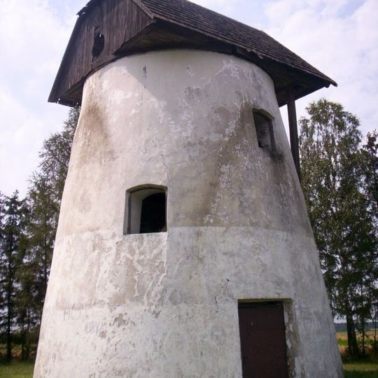 Wiatrak holenderski w Krasocinie