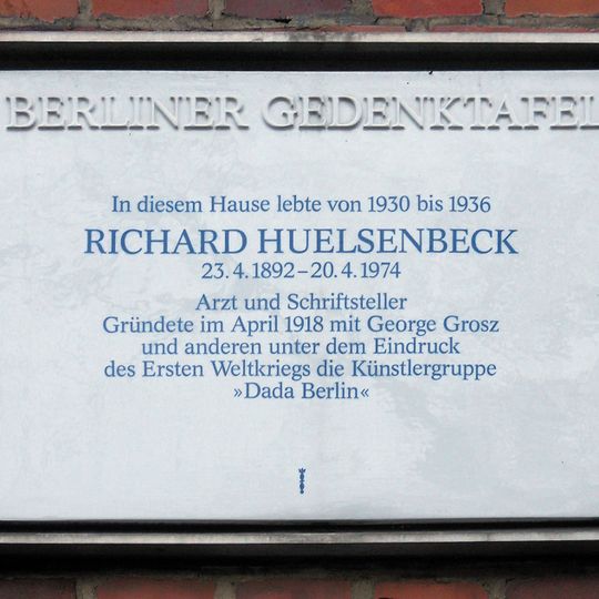 Gedenktafel Lessingstr 12 Richard Huelsenbeck