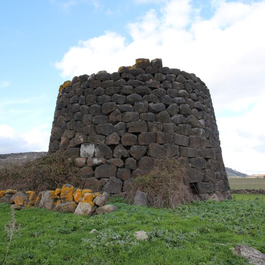 Nuraghe Longu