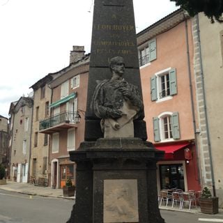 Monument to Léon Boyer