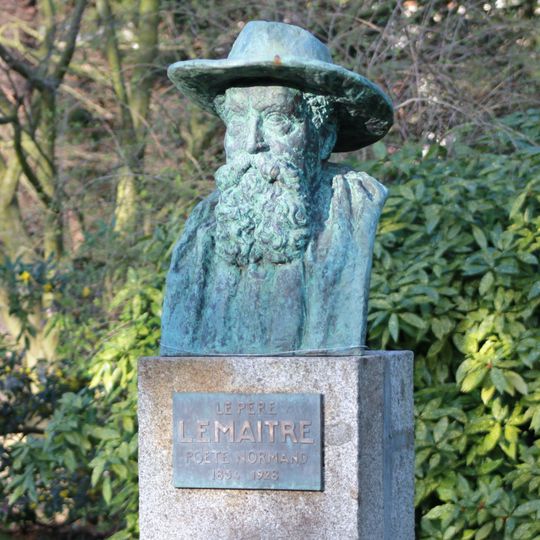 Buste de Charles Lemaître à Caen