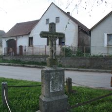 Kříž u potoka v Panské Lhotě