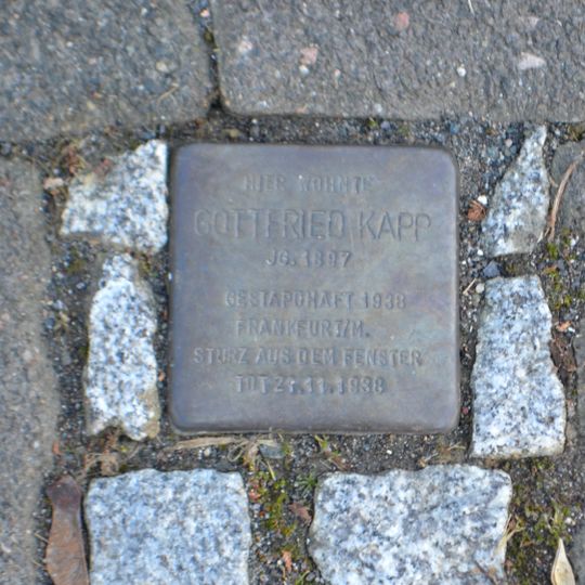 Stolperstein dedicated to Gottfried Kapp