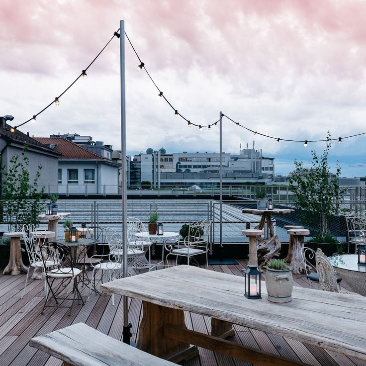 Ruby Rosi Hotel and Bar