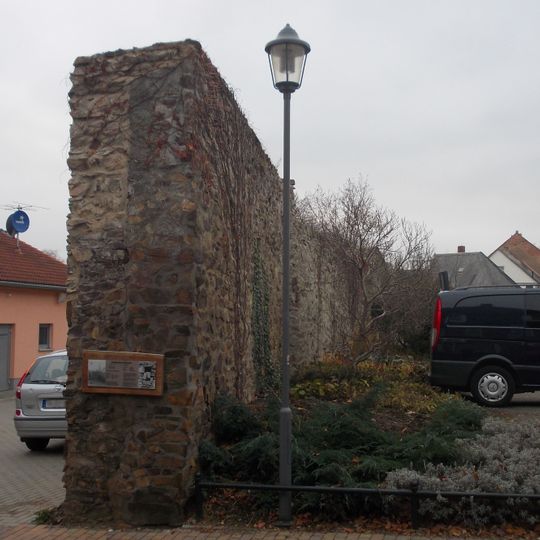 Stadtmauer Nossener Straße 20; 22