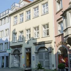 Wohn- und Geschäftshaus