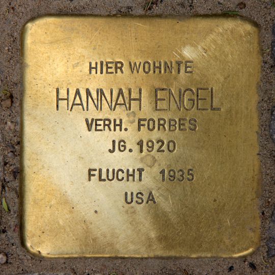 Stolperstein dedicated to Hannah Engel