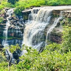 Pawai Waterfalls, Panna