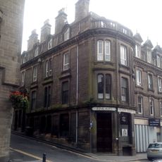 32 High Street And 2 Cross Wynd, Including The Queen's Head Pub