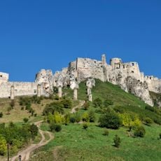 Spiš Castle and the associated cultural monuments