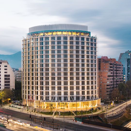 DoubleTree by Hilton Santiago Kennedy