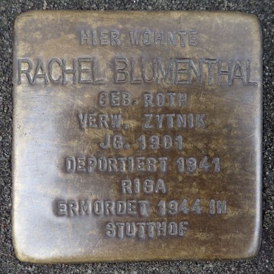 Stolperstein en memoria de Rachel Blumenthal