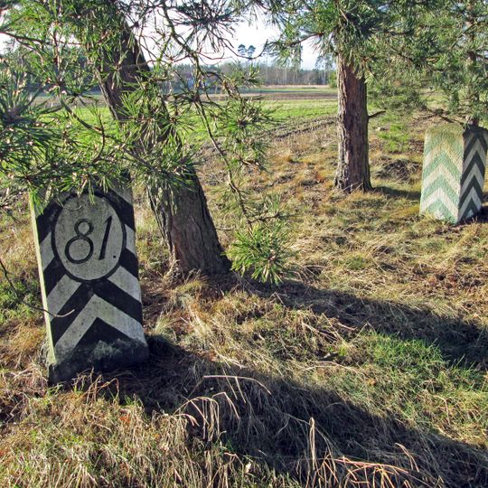 Sächsisch-Preußischer Grenzstein: Pilarpaar Nr. 81