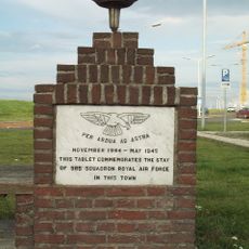 RAF-monument