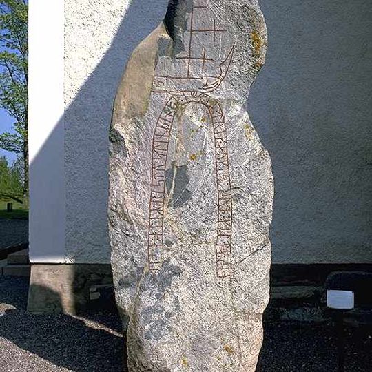 Östergötland Runic Inscription MÖLM1960;230