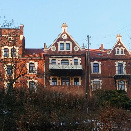 Rote Burg; Wohnhaus Kurhausstraße 5