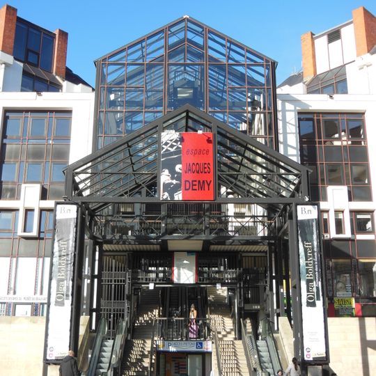 Médiathèque Jacques-Demy