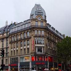 99 rue du Faubourg-Saint-Antoine