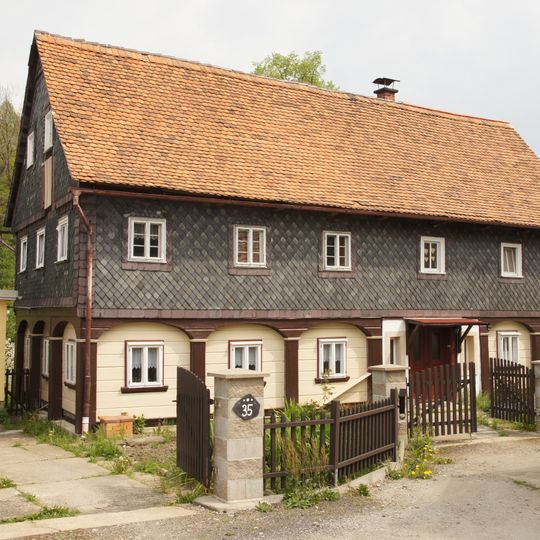 Theodor-Haebler-Straße 35