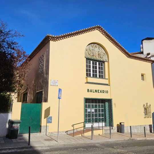 Balneário público na Rua Padre Adriano Botelho