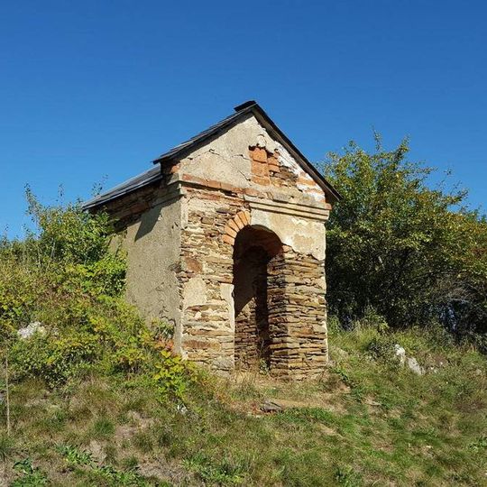 Kaplička jihovýchodně Skoků