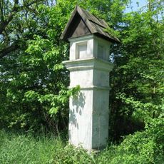 Boží muka u silnice z Teplic do Bohosudova