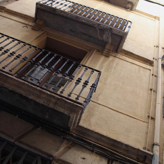 House in carrer Ciutat, 4