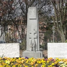Monument aux morts de la Seconde Guerre mondiale d'Auby