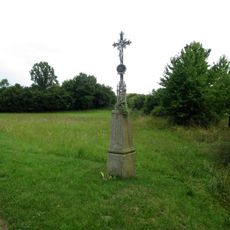 Kříž jihovýchodně od Maňovic