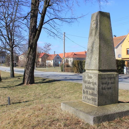 Luther-Denkmal Hauptstraße, auf dem Dorfanger