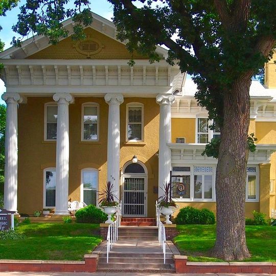 Hormel Historic Home