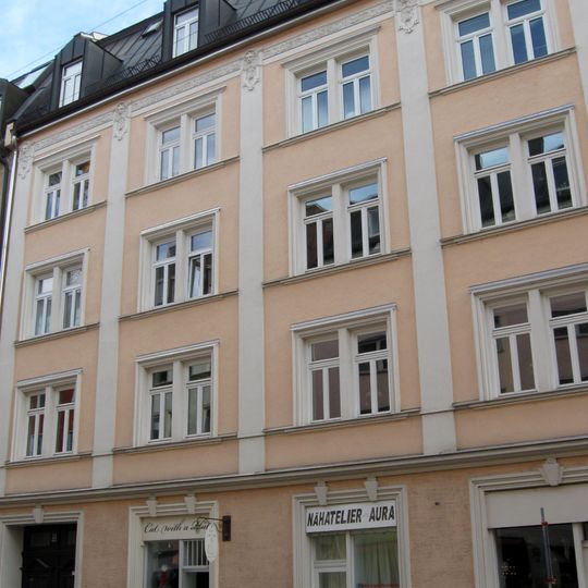 Mietshaus