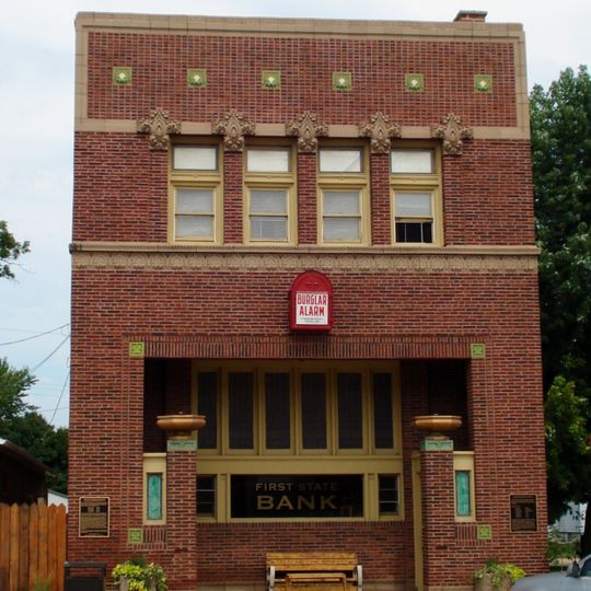 Primer banco estatal de manlio