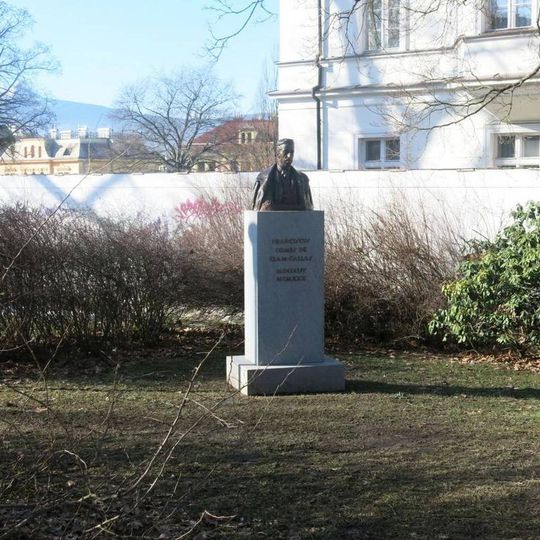 Pomník Františka Clam-Gallase v parku Clam-Gallasů v Liberci