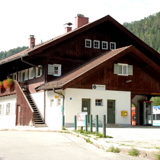 Empfangsgebäude des Bahnhofs Bayrischzell