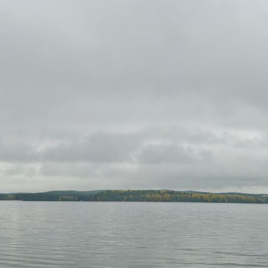 Yelovoye Lake