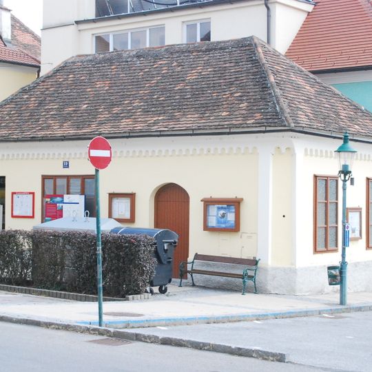 Wohn- und Geschäftshaus