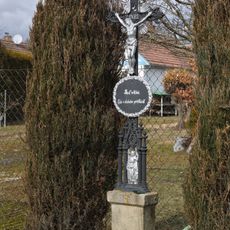 Kříž u cesty na Ortvínovice