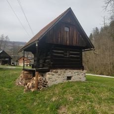 Hram pri hiši Gabrsko 6